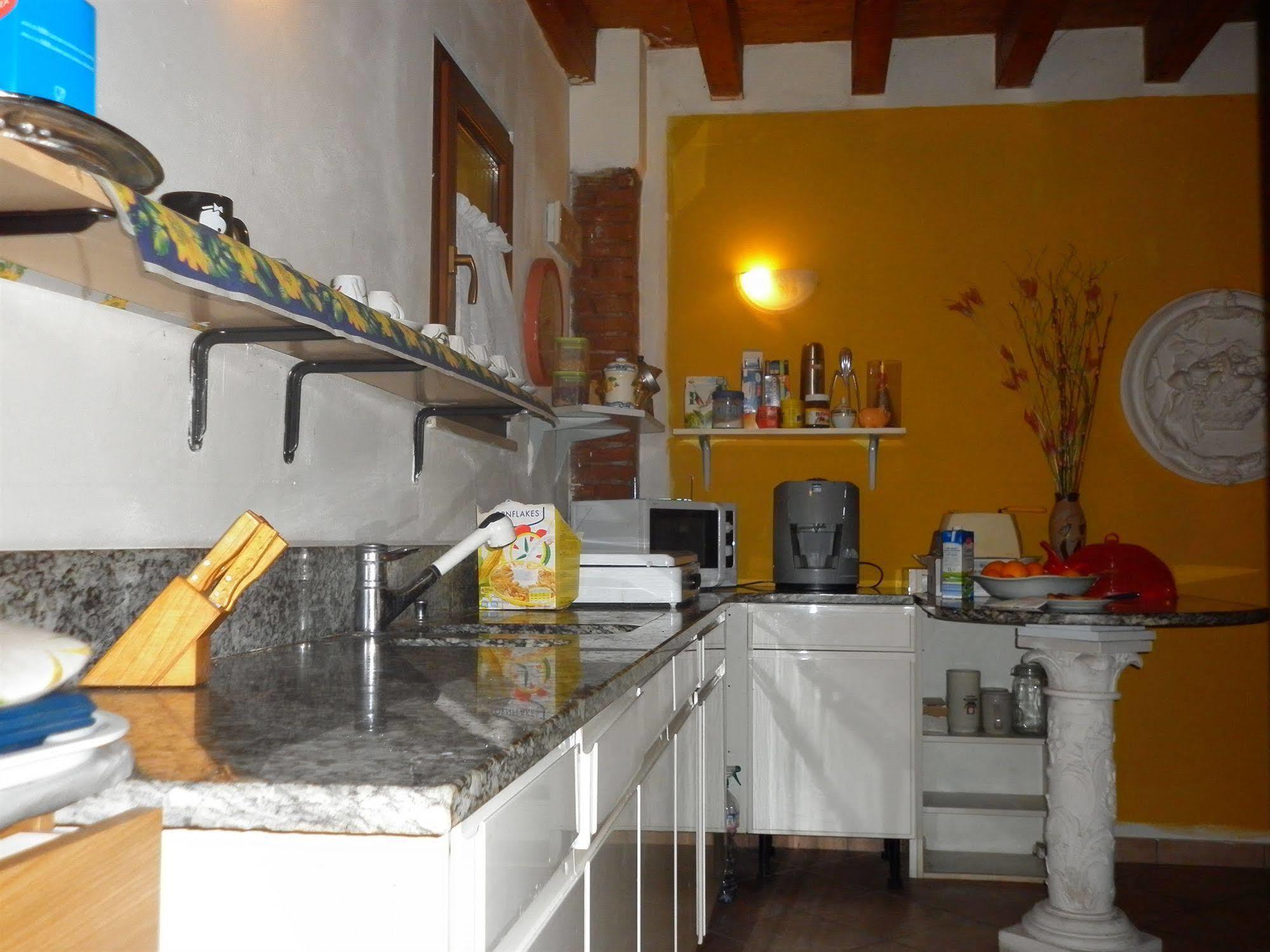 La Cascina Di Alice Acomodação com café da manhã Castiglione Delle Stiviere Exterior foto